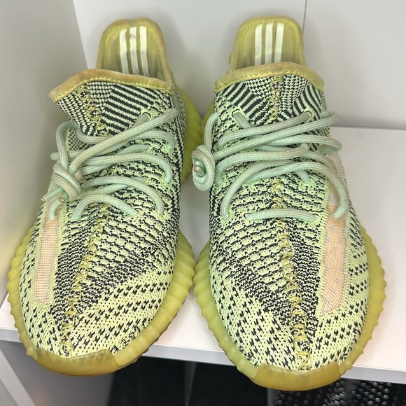 Yeezy Boost 350 Lime Green - Picture 6 of 12